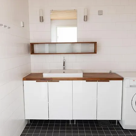 ---2ndhomes Cozy Courtyard With Sauna In Kruununhaka--- 헬싱키