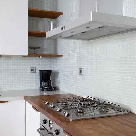 ---2ndhomes Cozy Courtyard With Sauna In Kruununhaka---